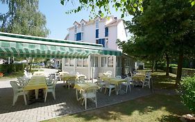 Hotel Strasbourg - Montagne Verte & Restaurant Louisiane